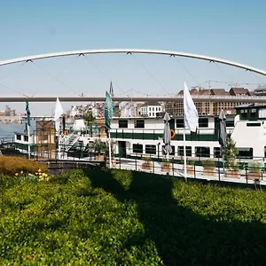 Botel Maastricht Vandrarhem Maastricht